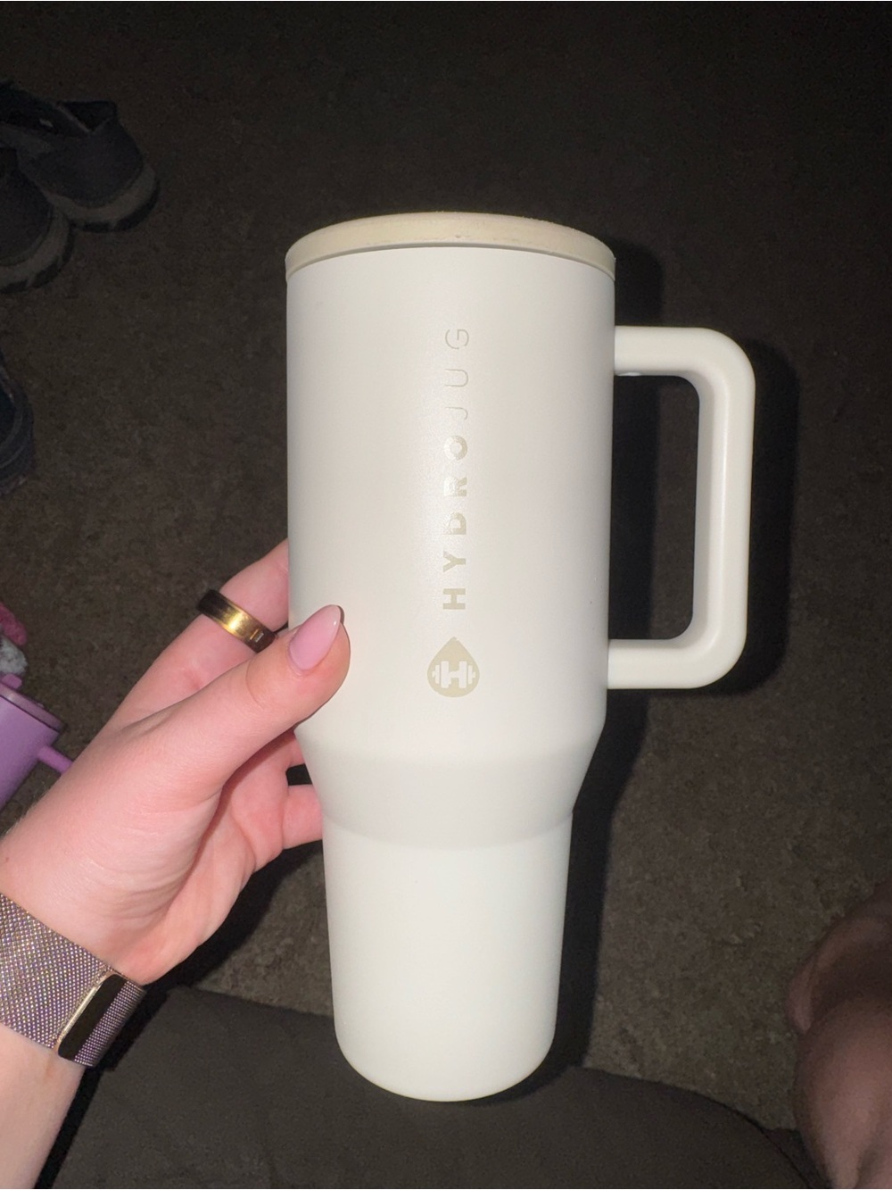 32 oz HydroJug Cream Travel Mug with Handle